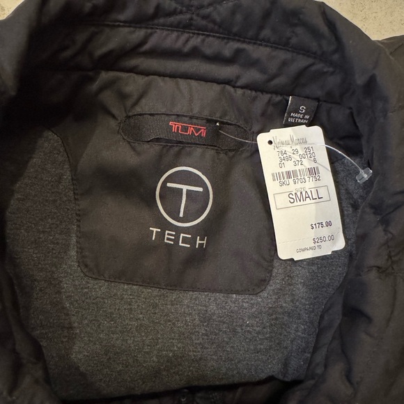 TUMI Jacket - Picture 3 of 7